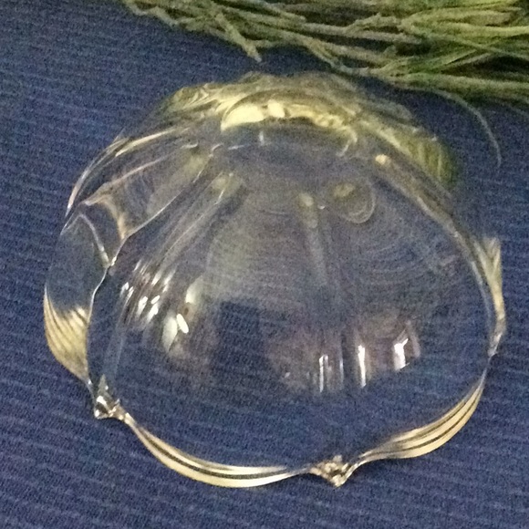 BEAUTIFUL THICK MIKASA GLASS DESERT BOWLS - Picture 3 of 9